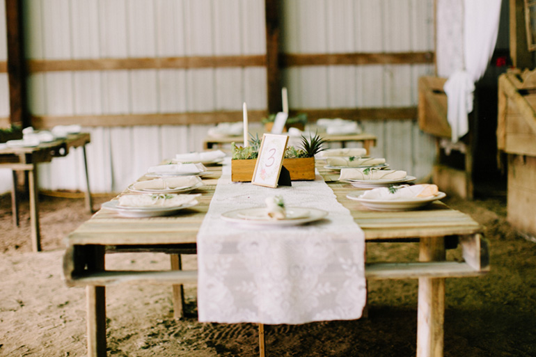 pallet tables for wedding reception