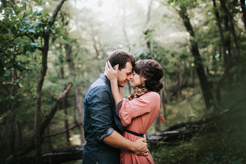 engagement session in the woods in Peoria Illinois