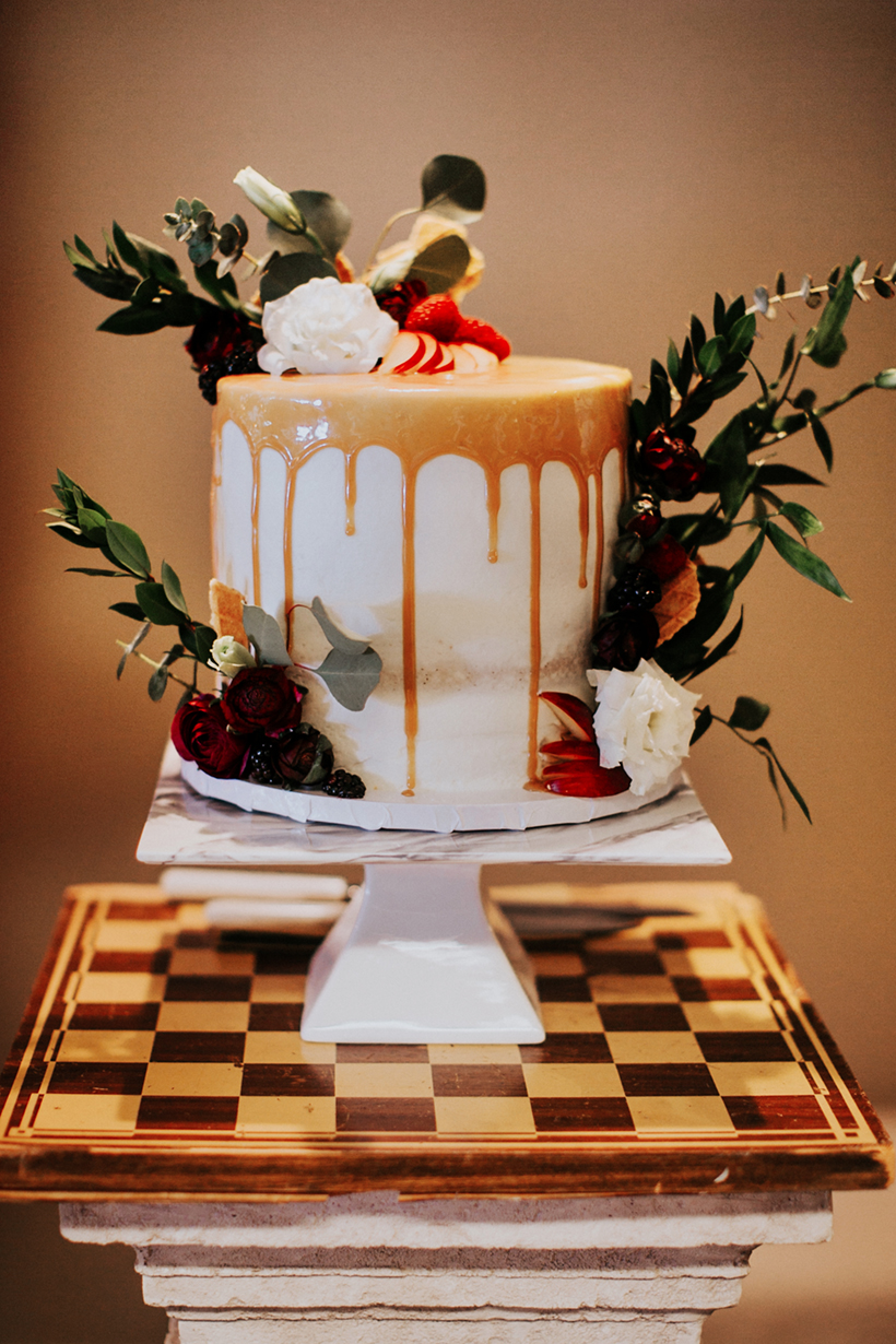caramel wedding cake