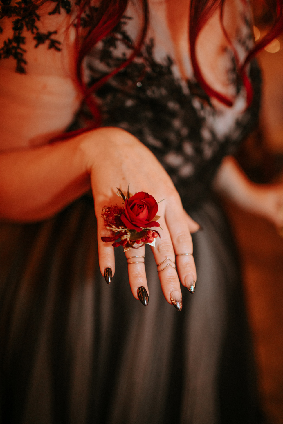 bride floral ring