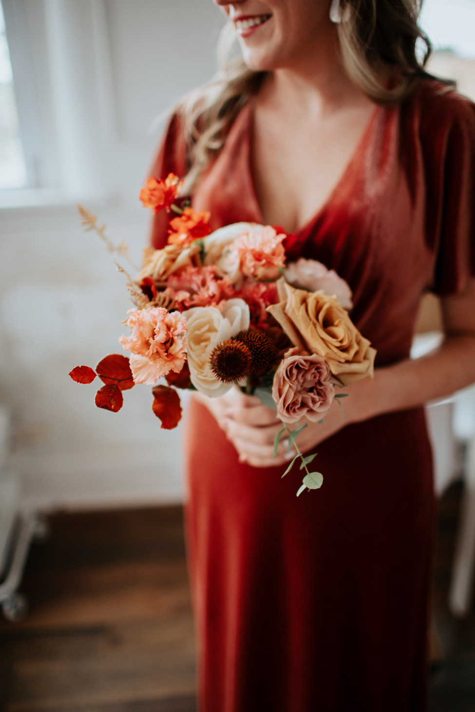 rust colored wedding bouquet